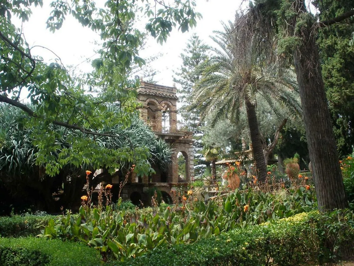 Belvedere House Taormina Itálie